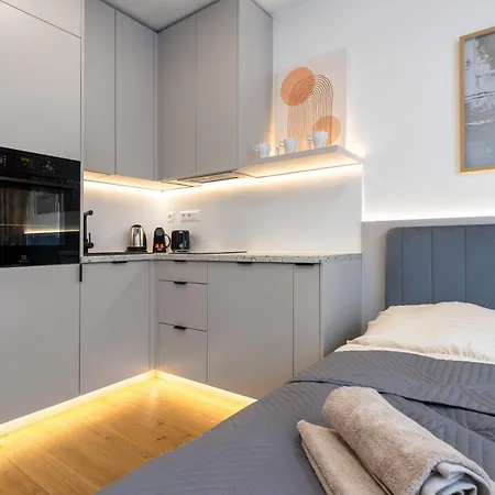 Luxury Vydrica, Castle & Danube, Prime Old Town Apartman Pozsony