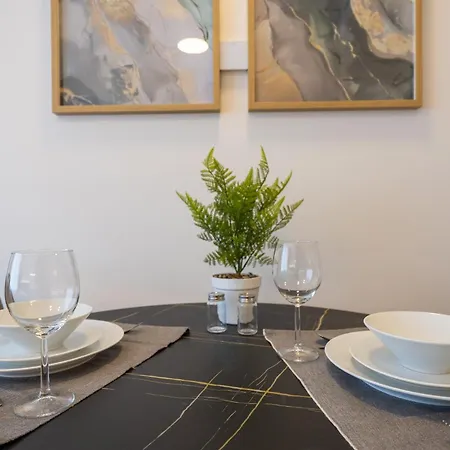 Luxury Vydrica, Castle & Danube, Prime Old Town * Pozsony