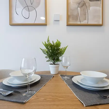 Luxury Vydrica, Castle & Danube, Prime Old Town Apartman