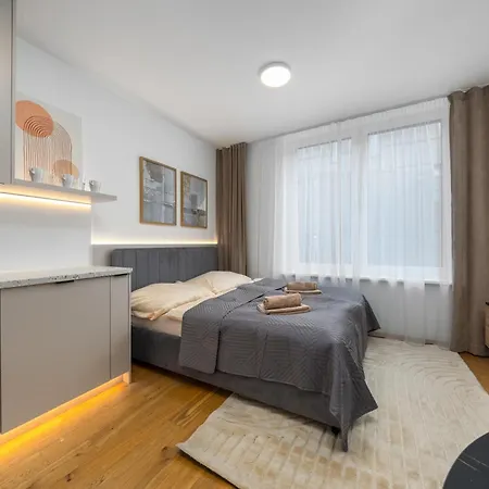 Luxury Vydrica, Castle & Danube, Prime Old Town * Μπρατισλάβα